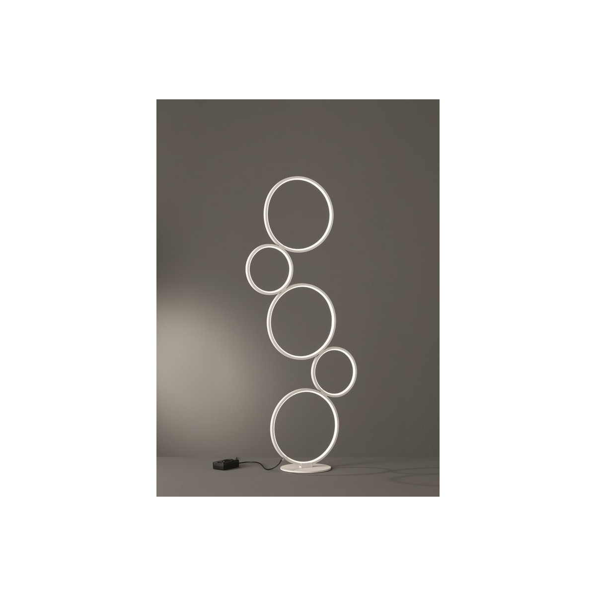 Lampa podłogowa Trio RONDO 422610531