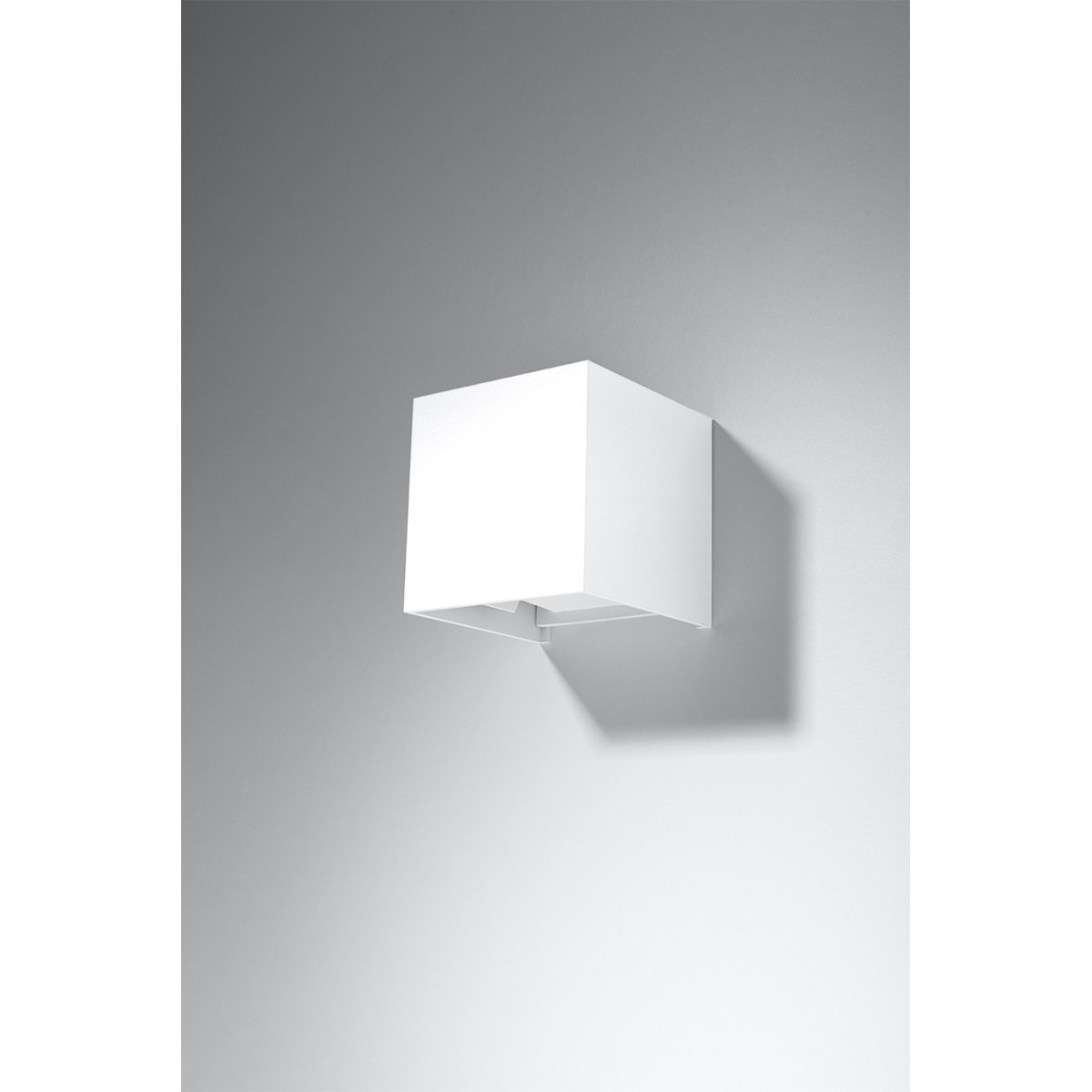 SOLLUX LIGHTING LUCA white LED IP54