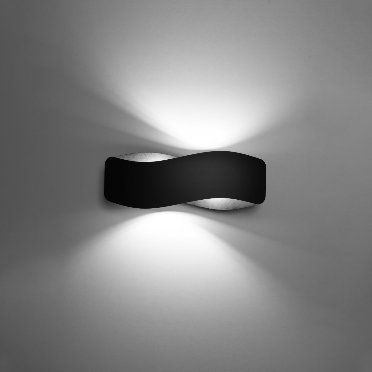 SOLLUX LIGHTING TILA 40 black