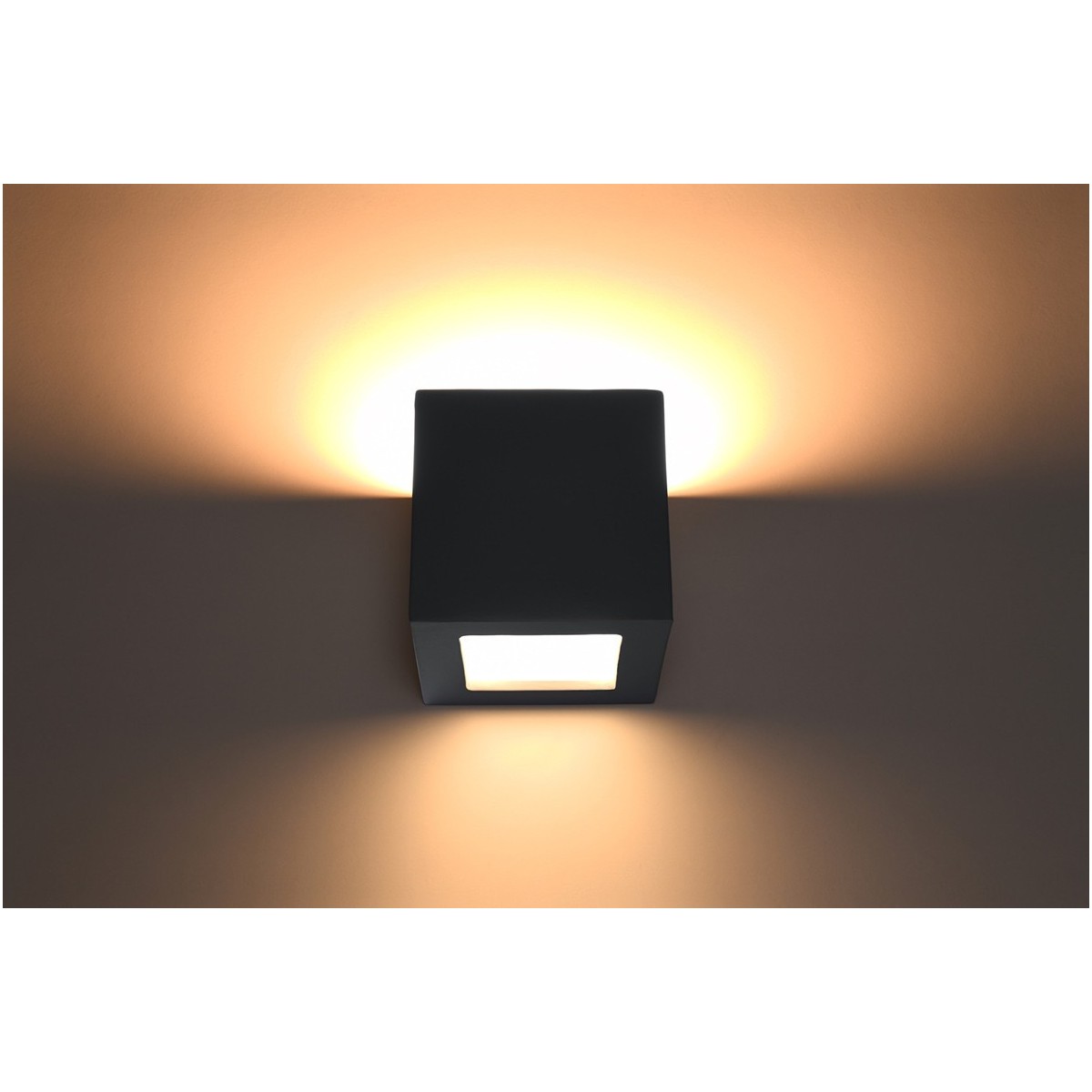 SOLLUX LIGHTING  LEO black