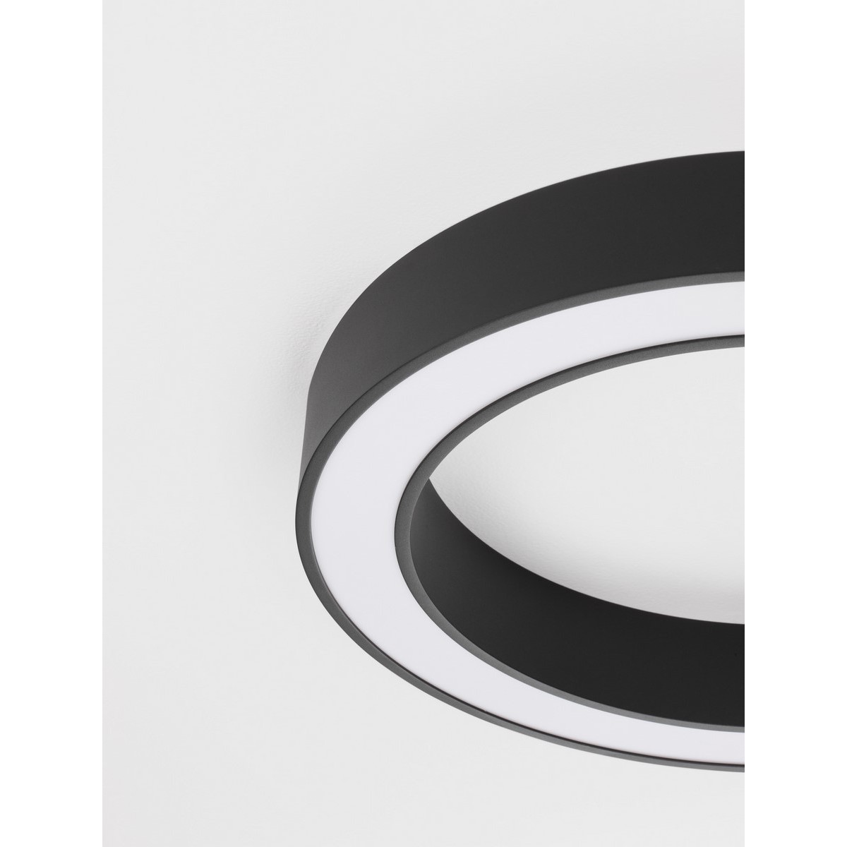 niepowtarzalna lampa przysufitowa Luces Exclusivas CLARO LE42685