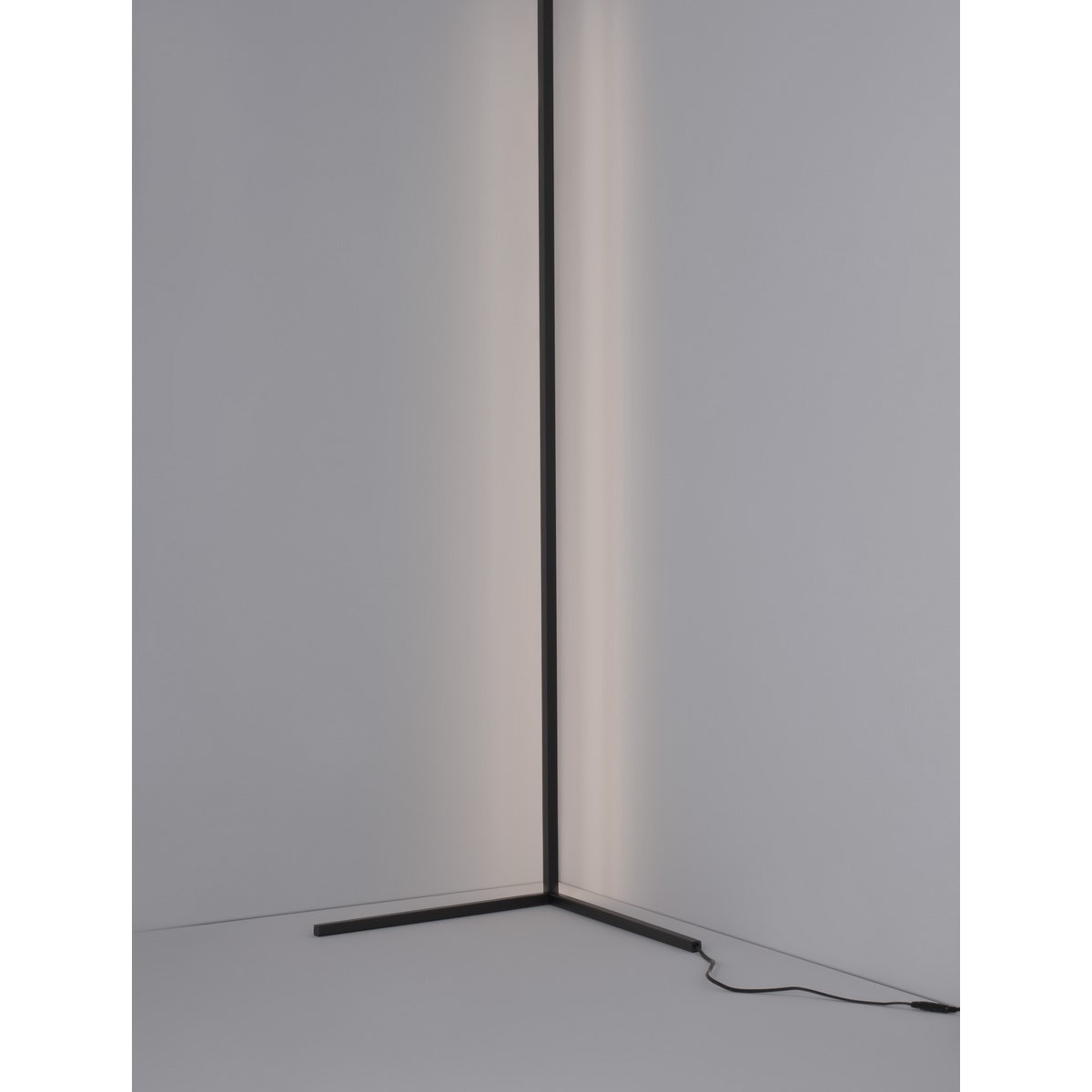 oryginalna lampa stojąca Luces Exclusivas ZAPOPAN LE42879