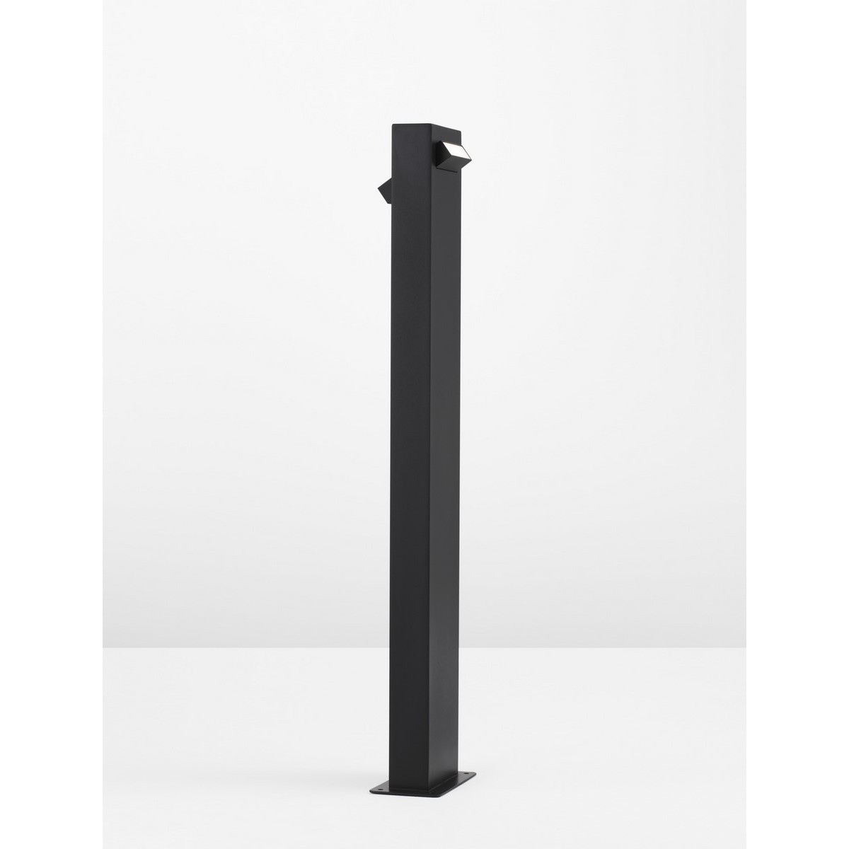 czarna modna lampa zewnętrzna - stojąca Luces Exclusivas MONCLOVA LE71480