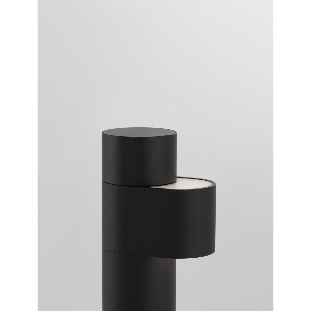 czarna modna lampa zewnętrzna - stojąca Luces Exclusivas IRAPUATO LE71489