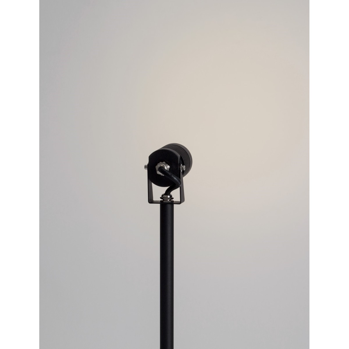 czarna wspaniała lampa zewnętrzna - stojąca Luces Exclusivas CUMANAYAGUA LE71561