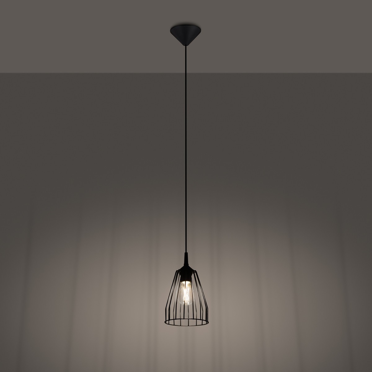 Lampa wisząca LEYO kolor czarny SOLLUX LIGHTING polska produkcja