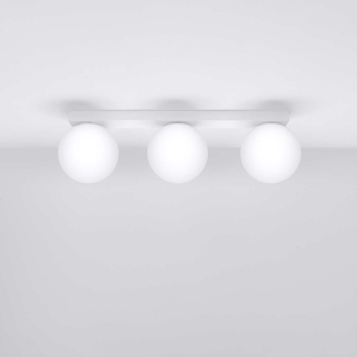 Plafon YOLI kolor biały SOLLUX LIGHTING polska produkcja