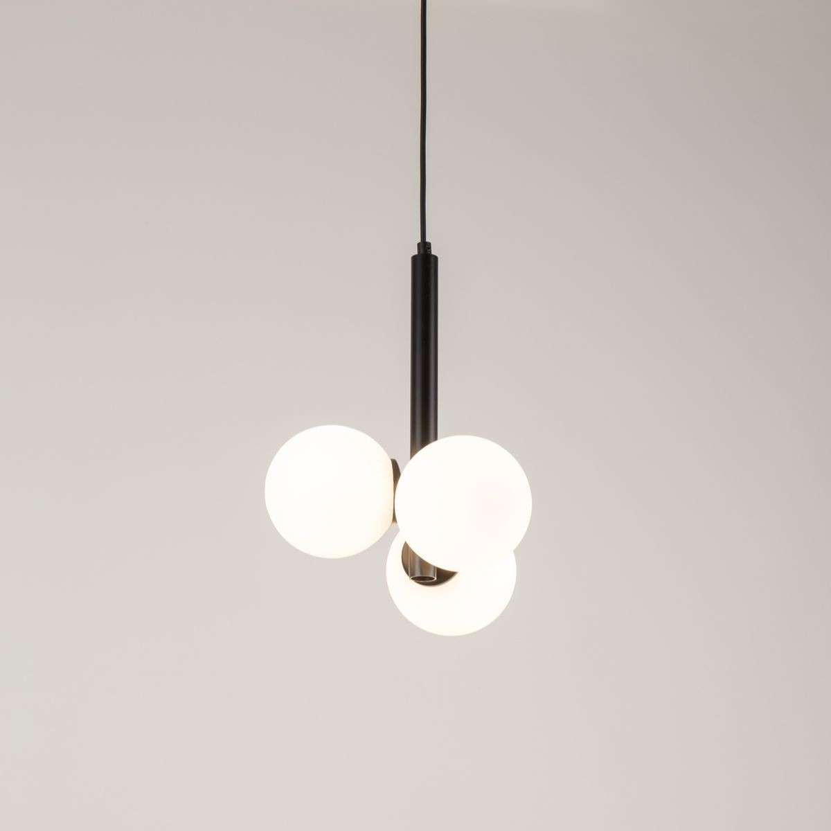 lampa wisząca Perla kolor biały polska produkcja