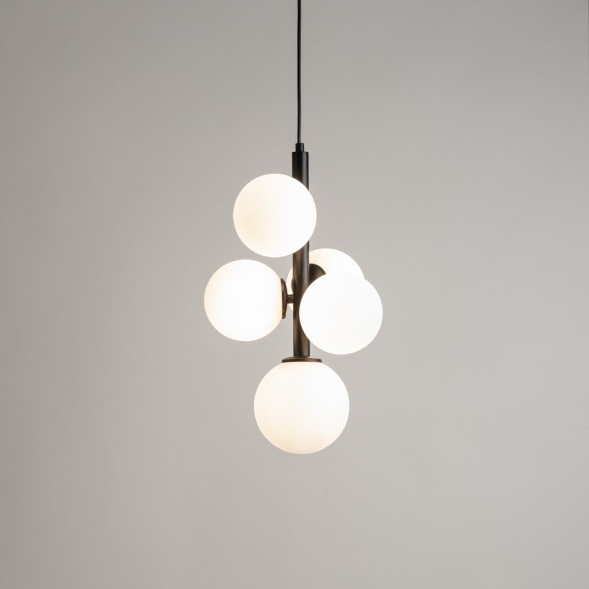 lampa wisząca Perla kolor biały polska produkcja