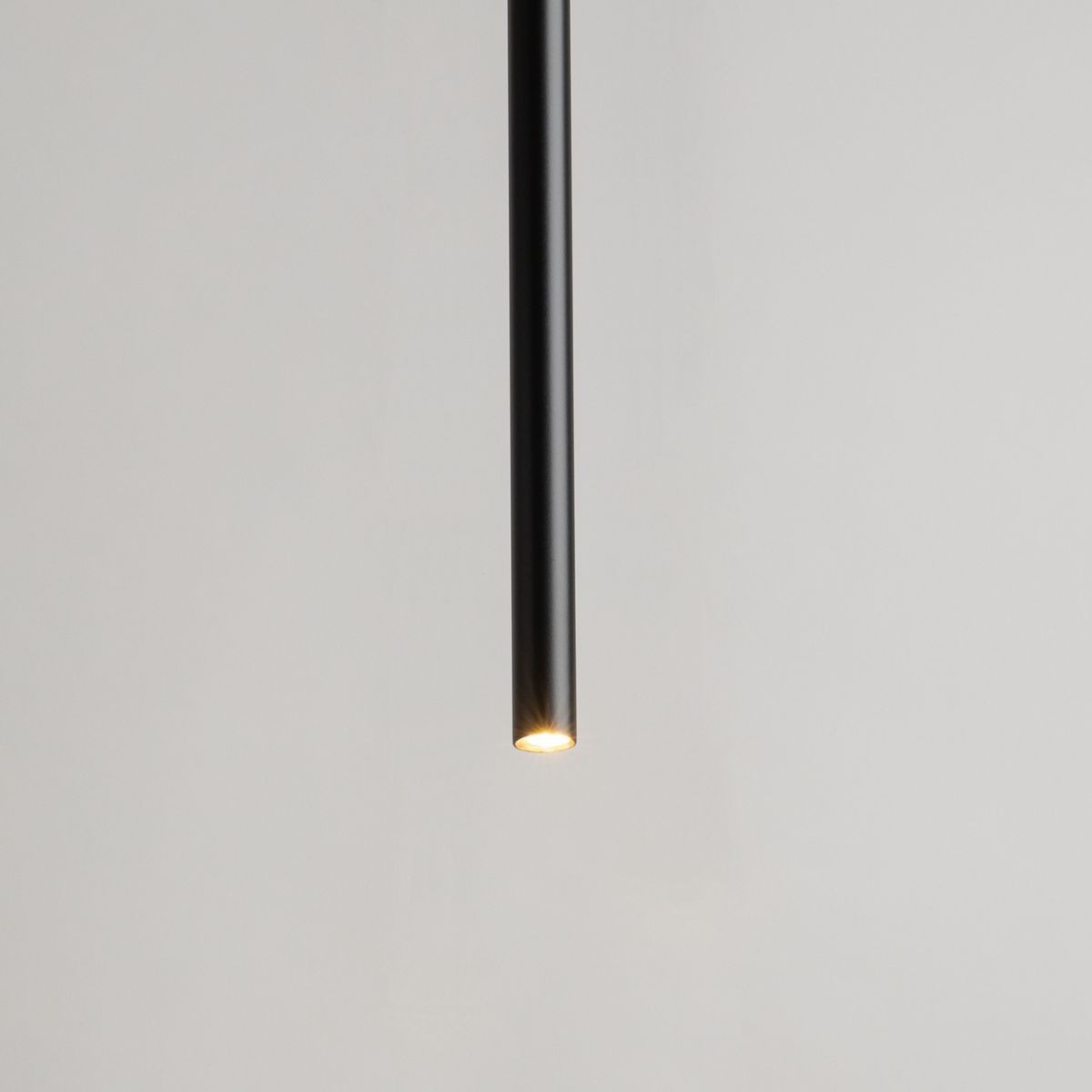 lampa wisząca Sopel kolor czarny polska produkcja