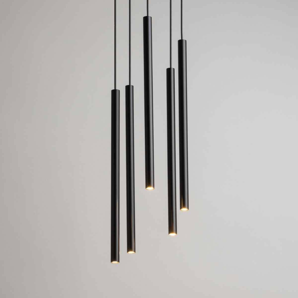 lampa wisząca Sopel kolor czarny polska produkcja