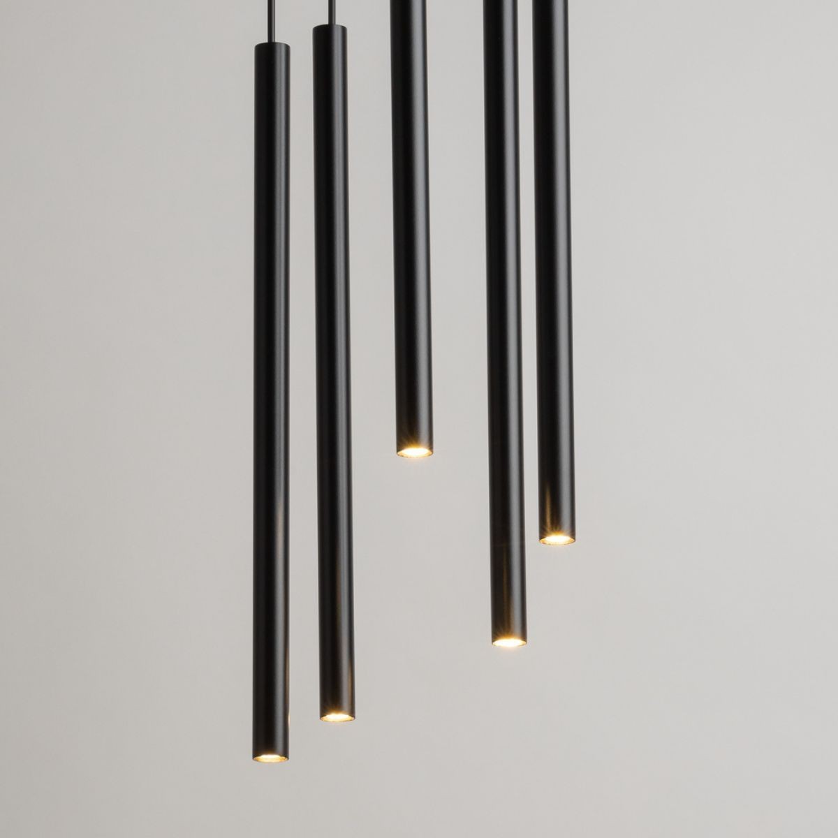 lampa wisząca Sopel kolor czarny polska produkcja