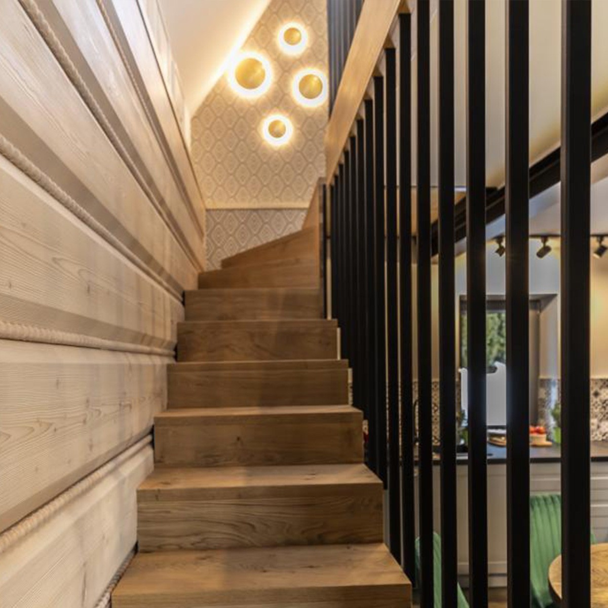 Light Prestige Platillo plafon duży złoty CCT LP-8102/1C-18W GD CCT