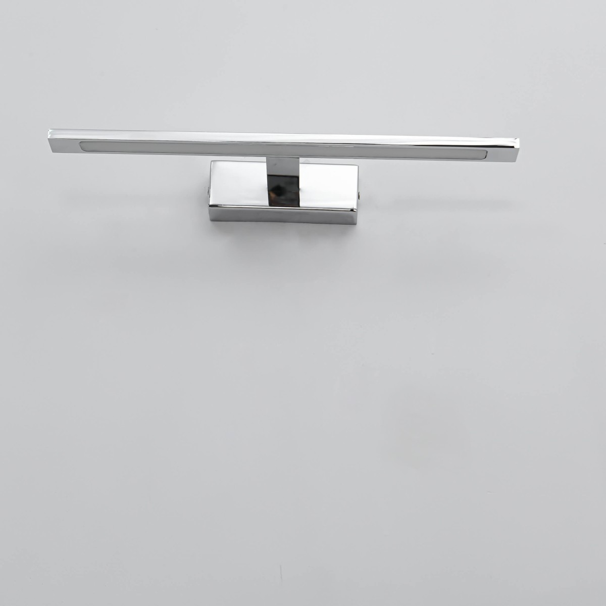 Light Prestige Isla kinkiet chrom średni z IP44 CCT GS-LWB-12W CH CCT