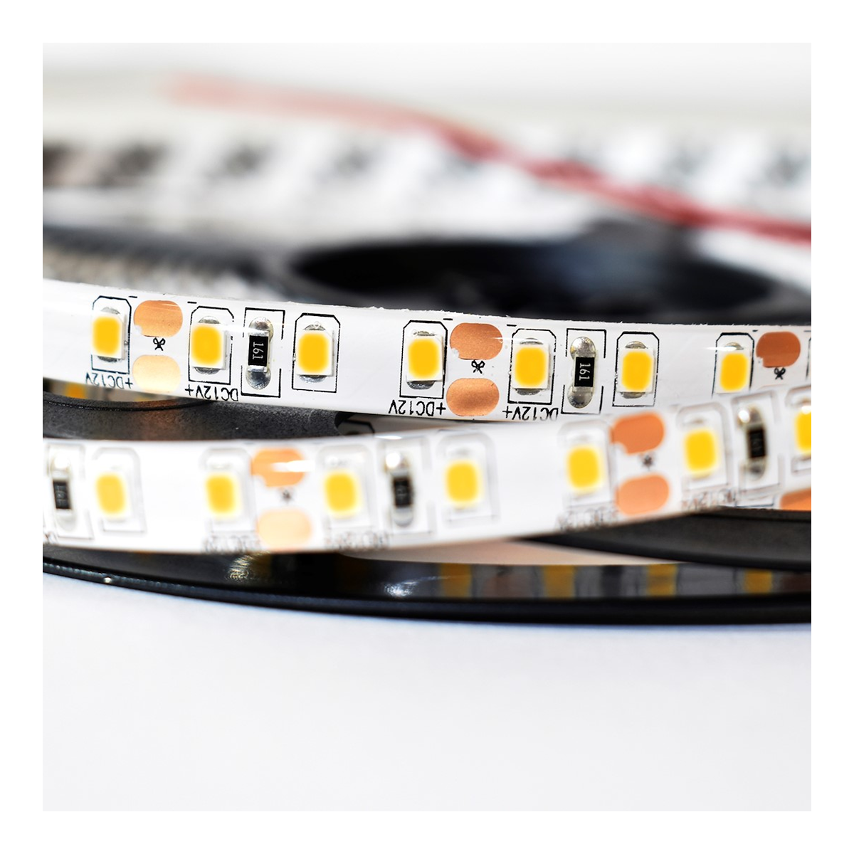 Taśma LED 3000K IP65 stylowe lampy sufitowe