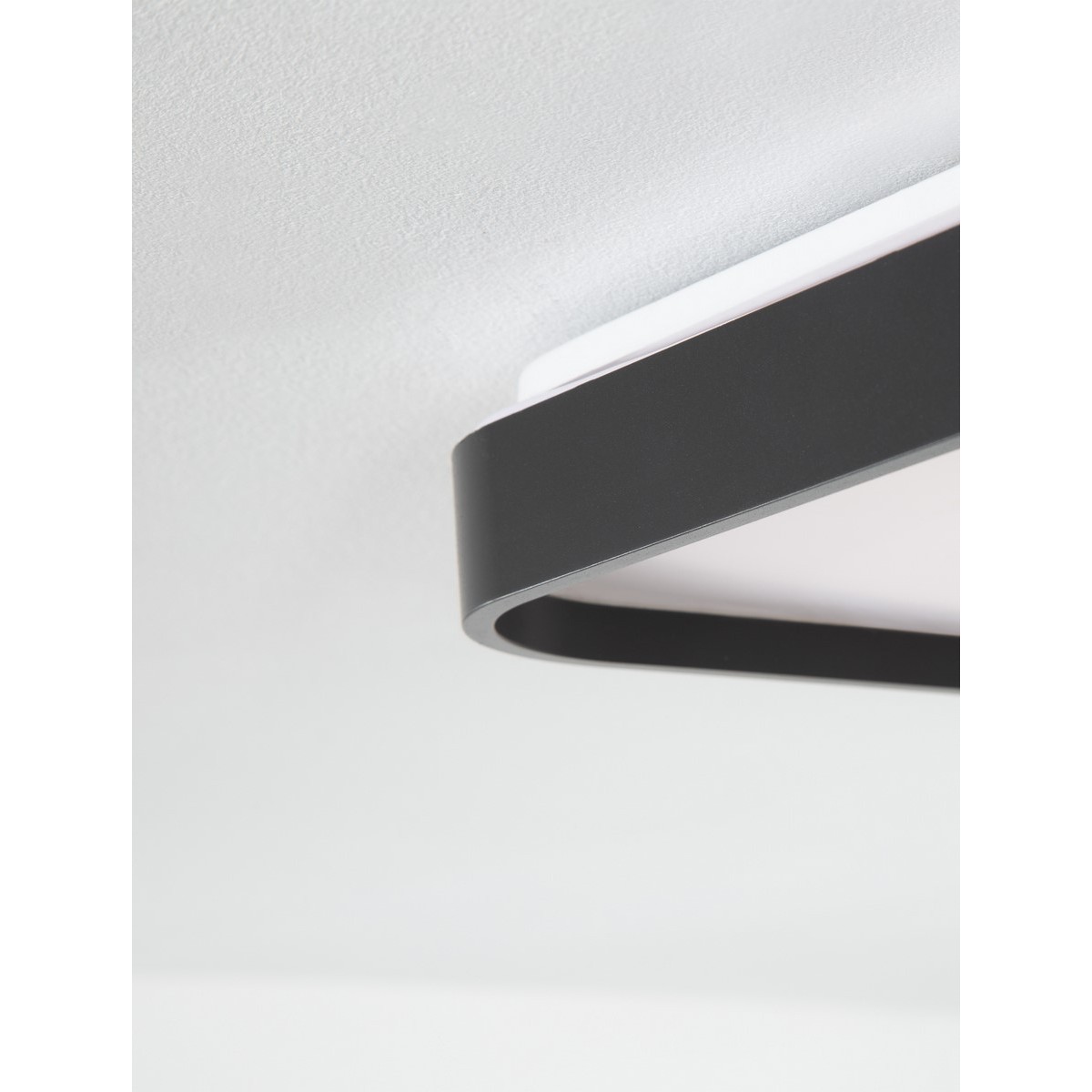 Stylowy plafon na sufit Luces Exclusivas AGOSTA LE43603