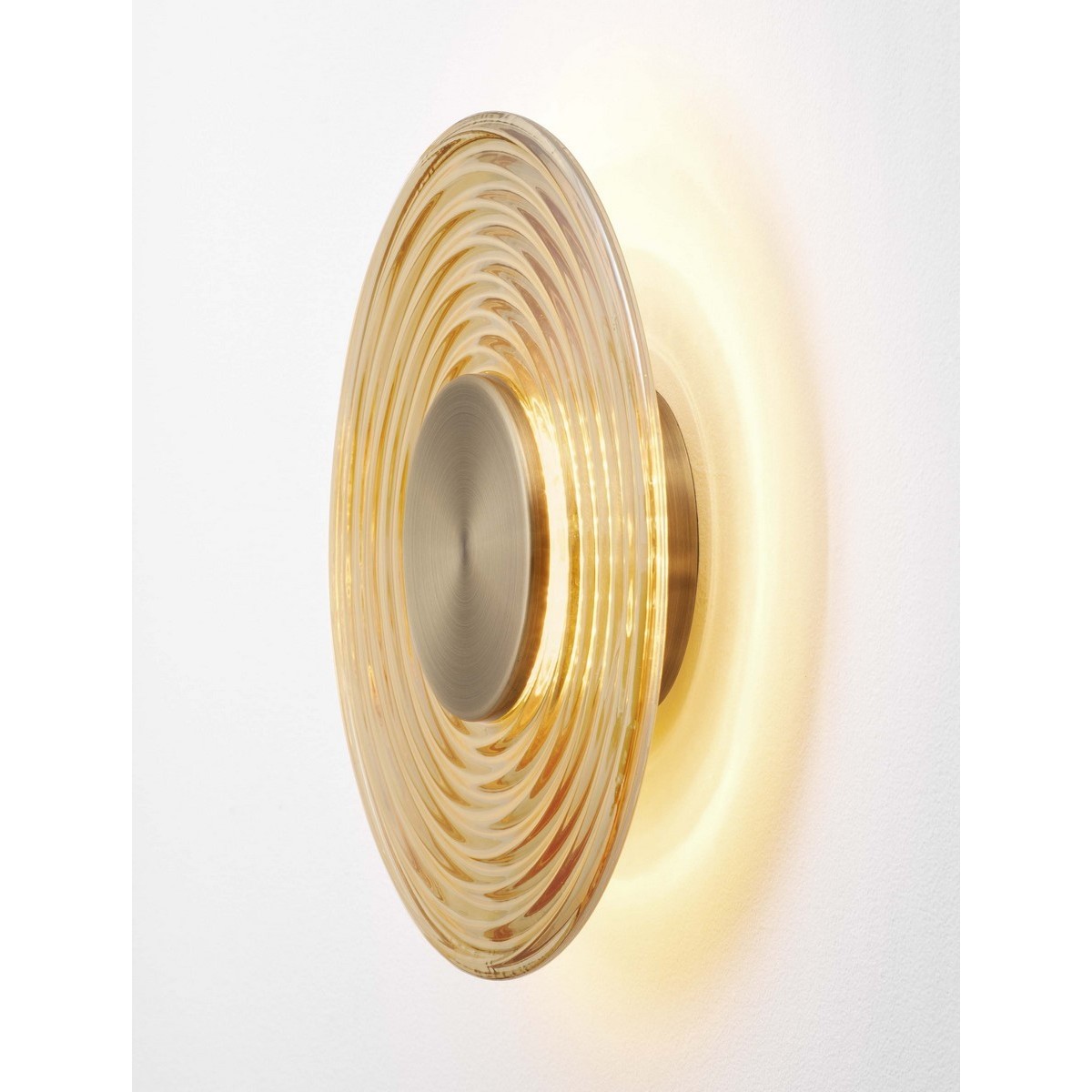 Jedyny w swoim rodzaju kinkiet Luces Exclusivas BERMUDEZ LE44929