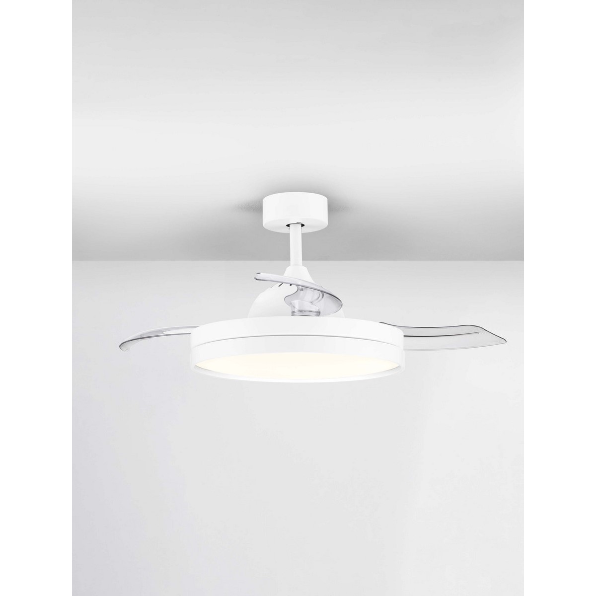 Ponadprzeciętny wentylator sufitowy Luces Exclusivas CARANAVI LE44970