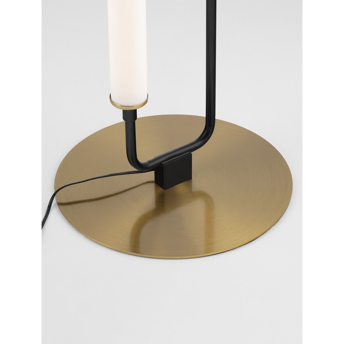 zachwycająca lampa stojąca Luces Exclusivas HUANTA LE44429