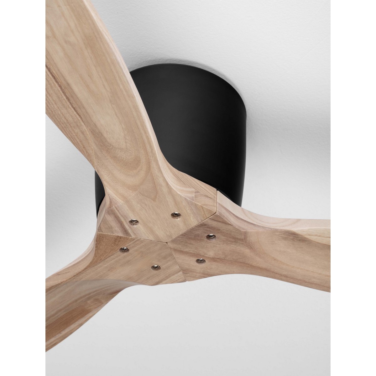 wspaniały wentylator sufitowy Luces Exclusivas JOSECITO LE44962