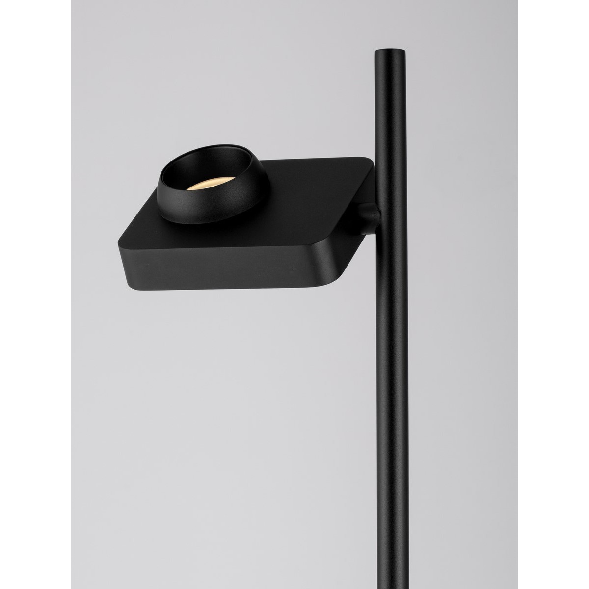 awangardowa lampa stojąca Luces Exclusivas PARINAS LE44505