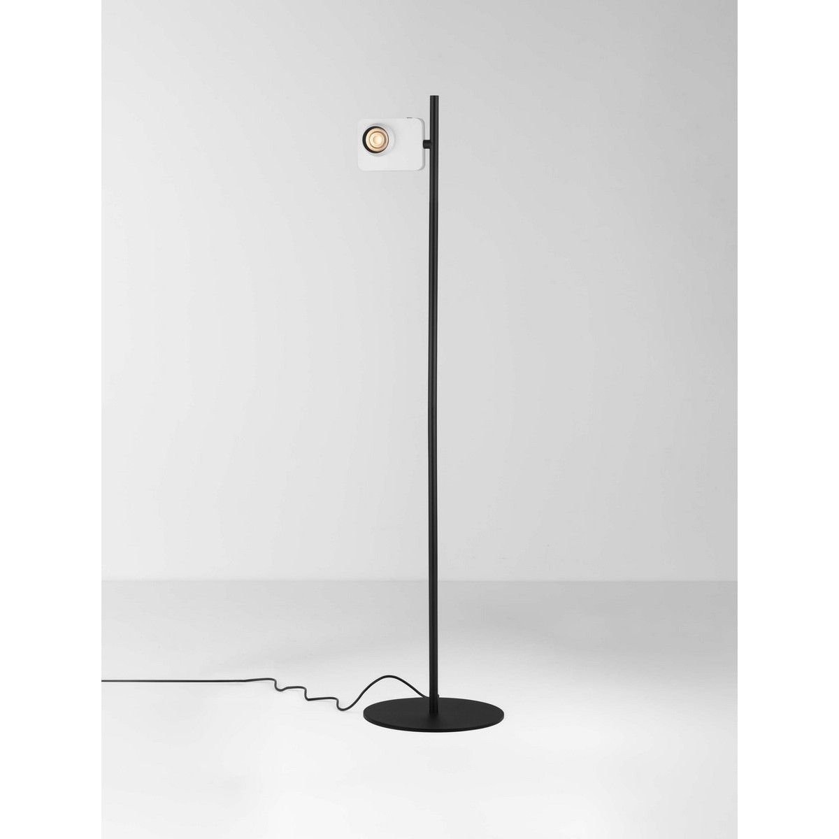 wyjątkowa lampa stojąca Luces Exclusivas PARINAS LE44756