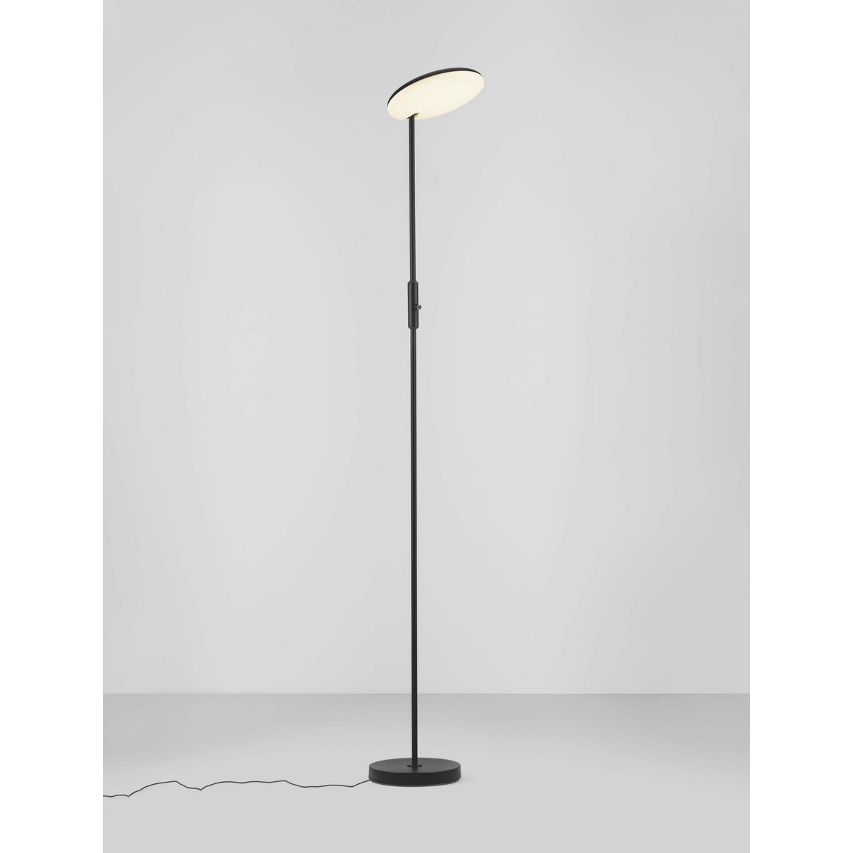 jedyna w swoim rodzaju lampa stojąca Luces Exclusivas TRUNCADO LE44951