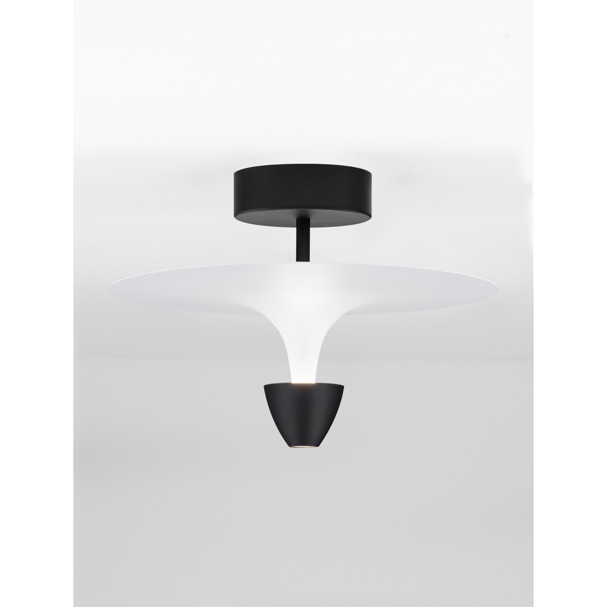 wytworna lampa przysufitowa Luces Exclusivas UCURENA LE44638