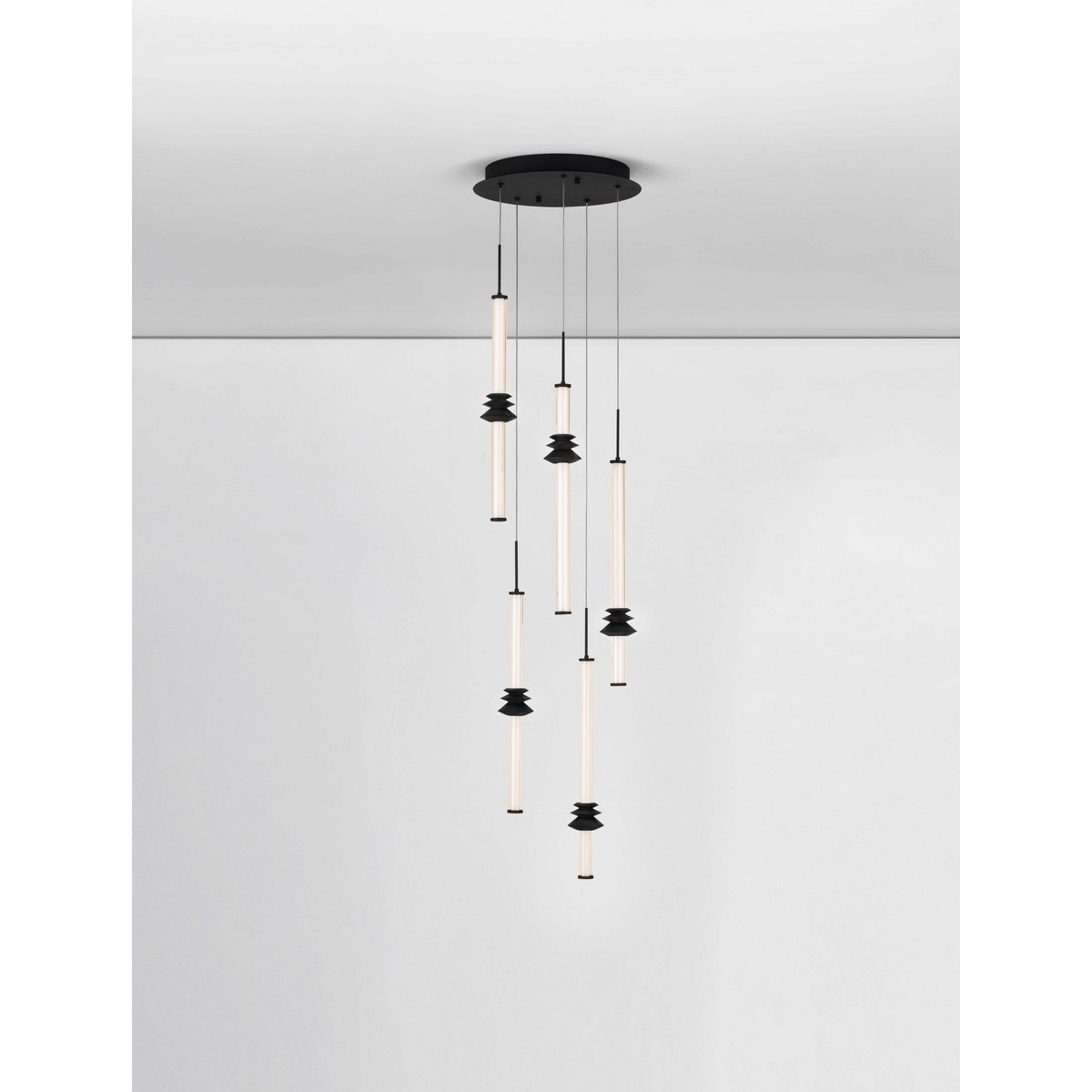 wspaniała lampa wisząca Luces Exclusivas URUBICHA LE44691