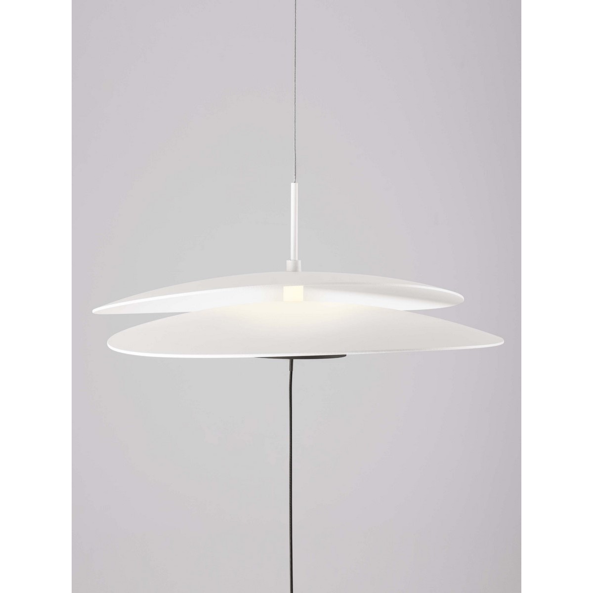 imponująca lampa stojąca Luces Exclusivas YACUIBA LE44738