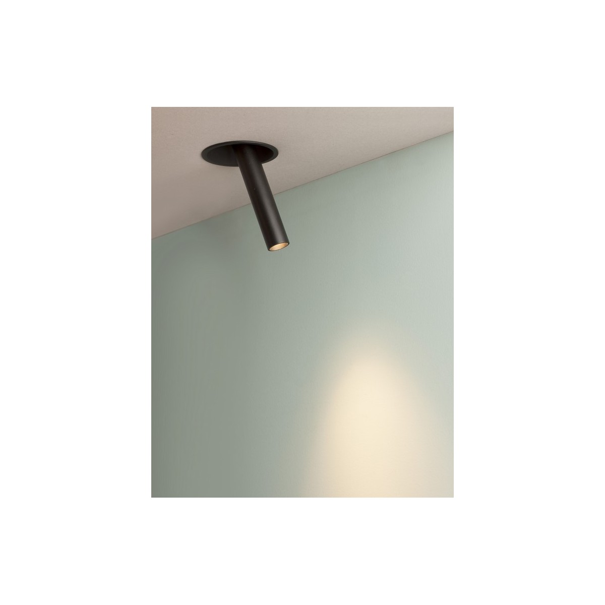 olśniewająca lampa podtynkowa Luces Exclusivas NAVANZO LE65134 do podwieszanych sufitów