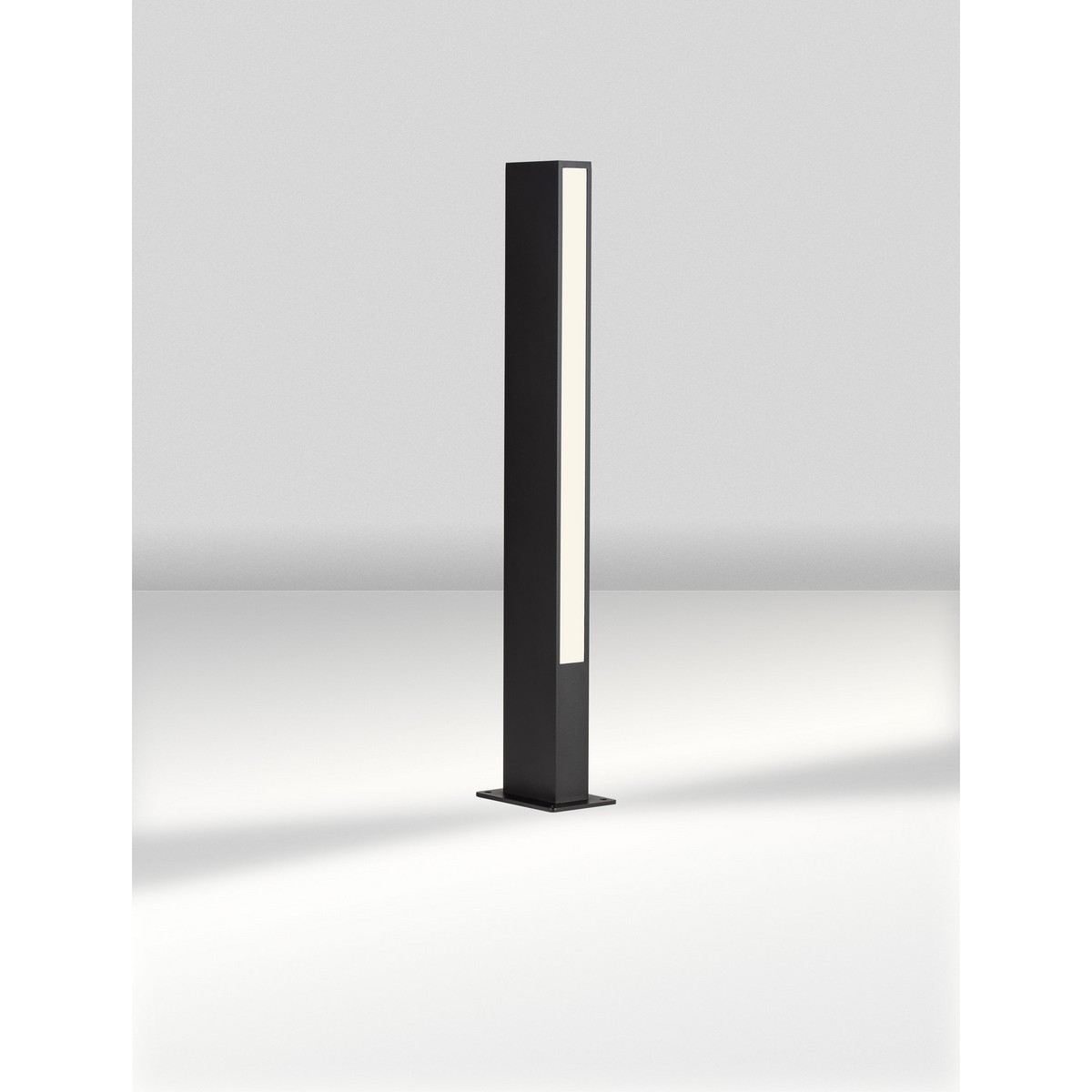 elitarna lampa ogrodowa - stojąca Luces Exclusivas CARMIZO LE75107