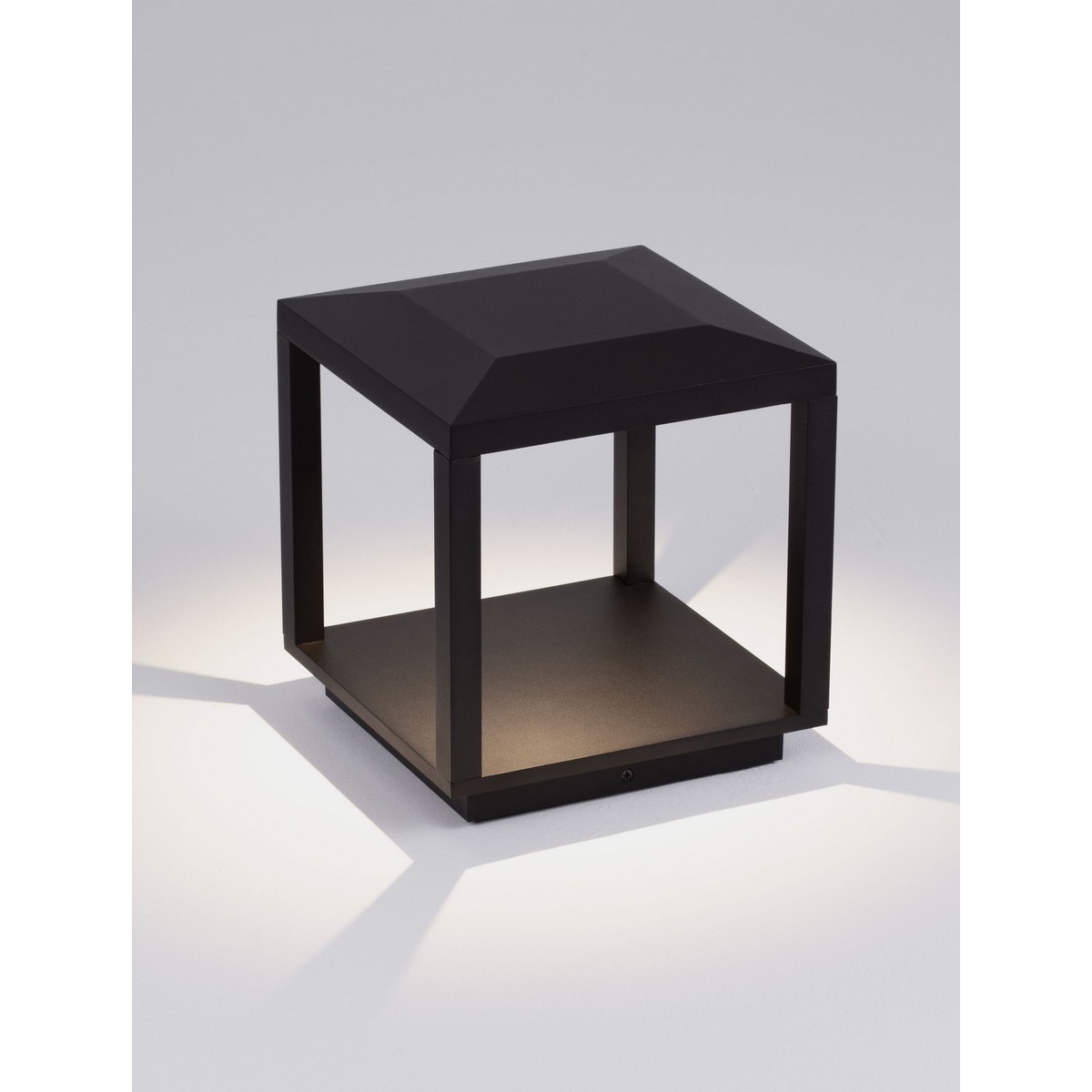 elegancka lampa ogrodowa - stojąca Luces Exclusivas ORVENZA LE75174