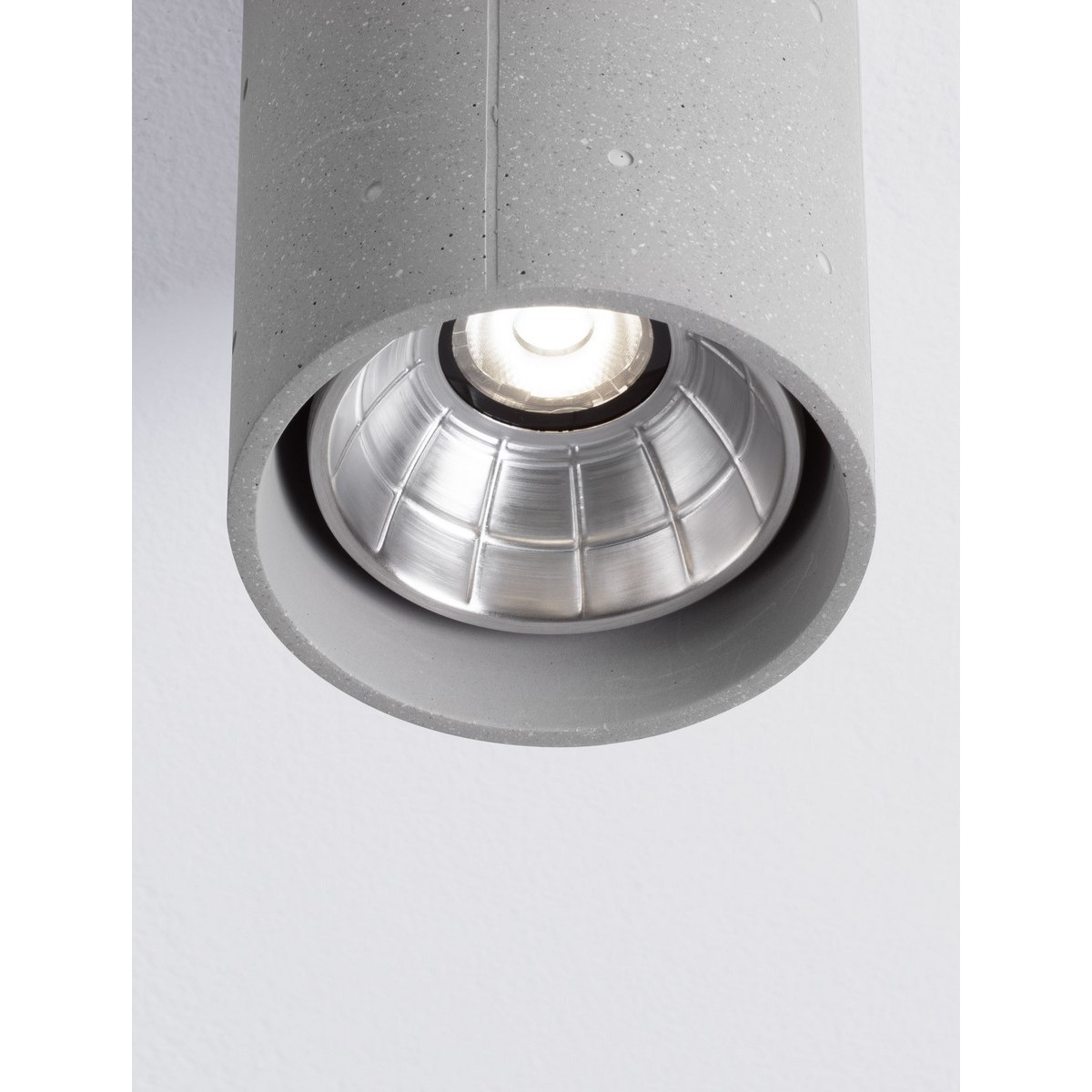 wytworna zewnętrzna lampa sufitowa Luces Exclusivas TRAVONO LE75179