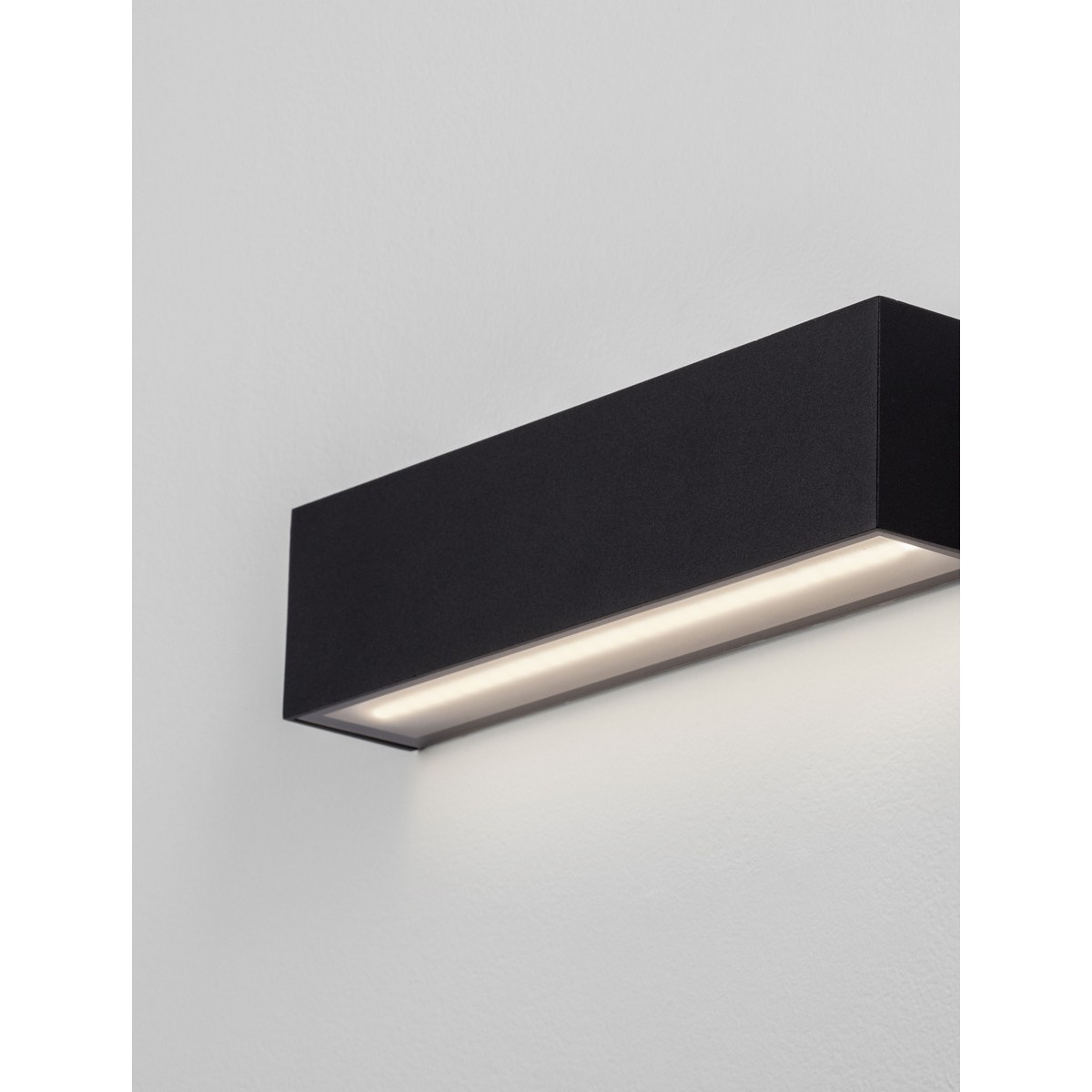 Jedyny w swoim rodzaju kinkiet ogrodowy Luces Exclusivas RAVEZCO LE75197