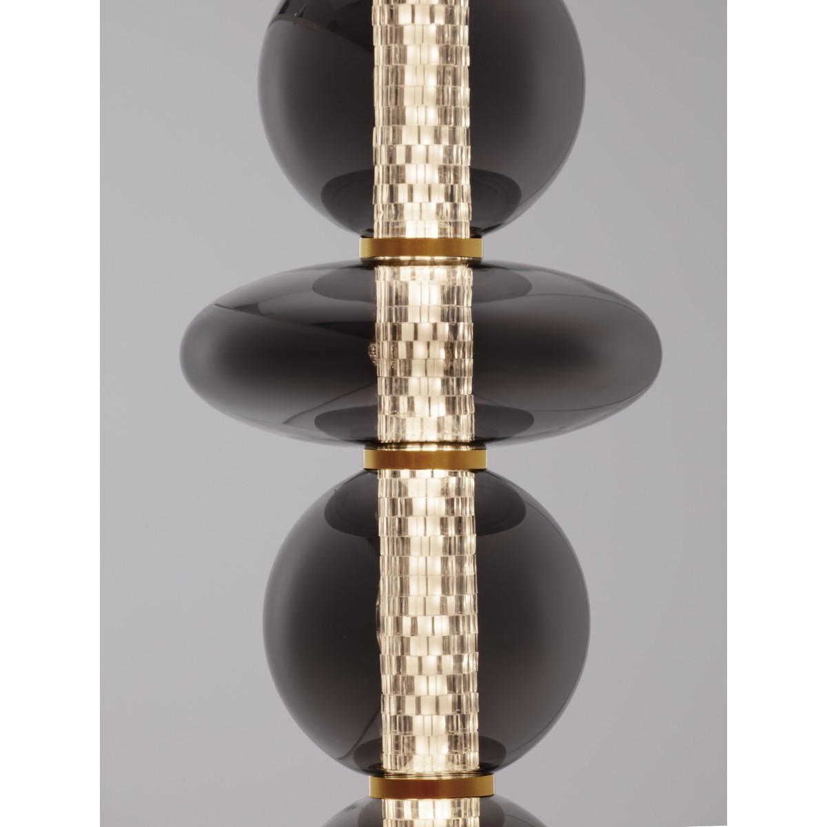 ponadprzeciętna lampa stojąca Luces Exclusivas BRIVANO LE45144