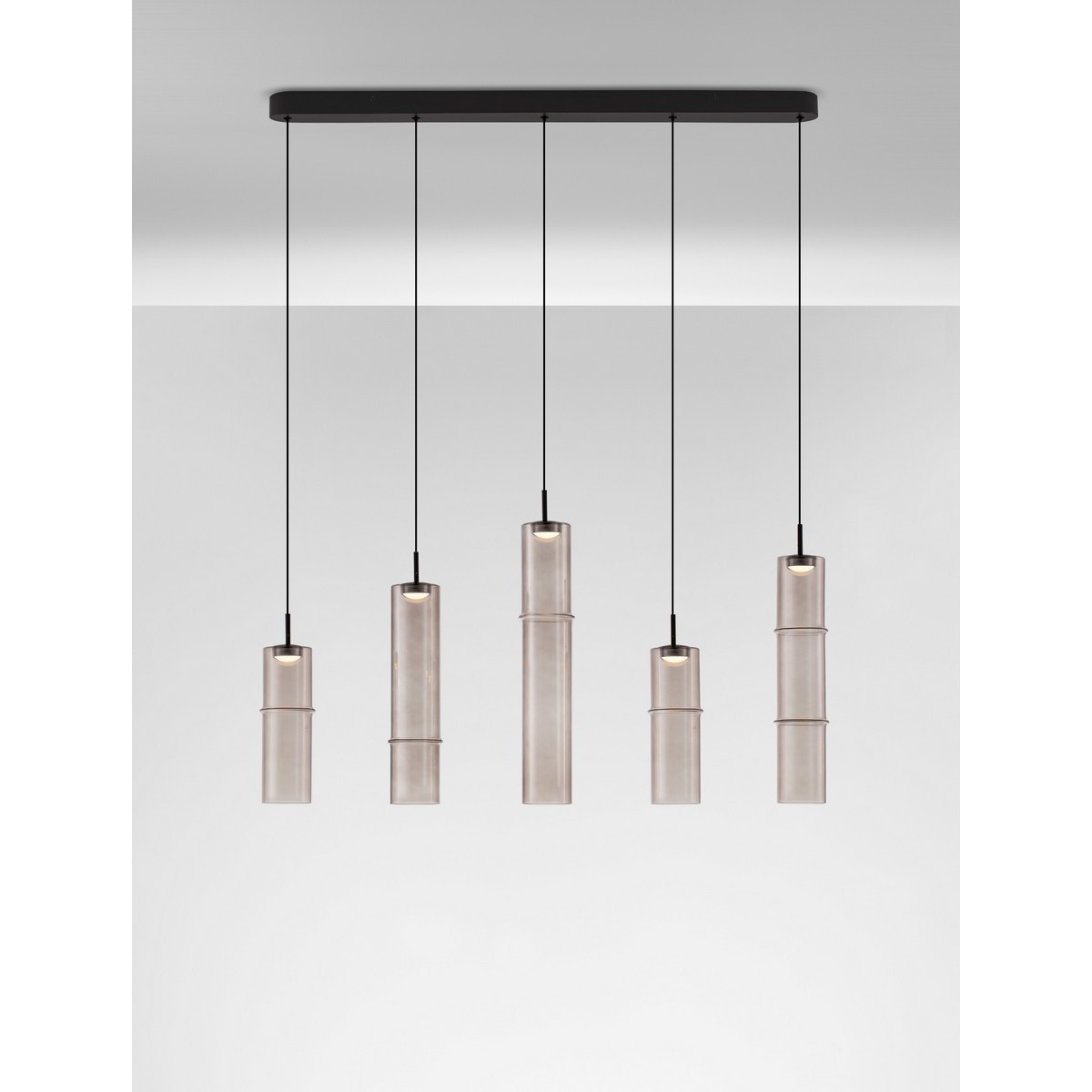 wyszukana lampa wisząca Luces Exclusivas SARTANO LE45165