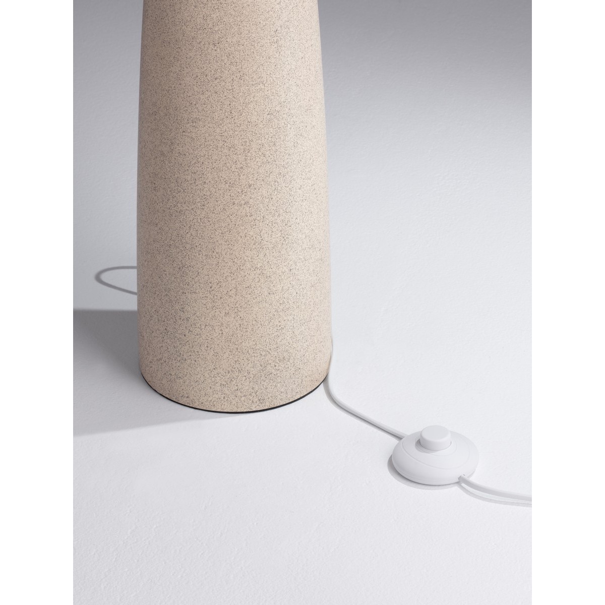 niezwykła lampa stojąca Luces Exclusivas ORBEZIA LE45280