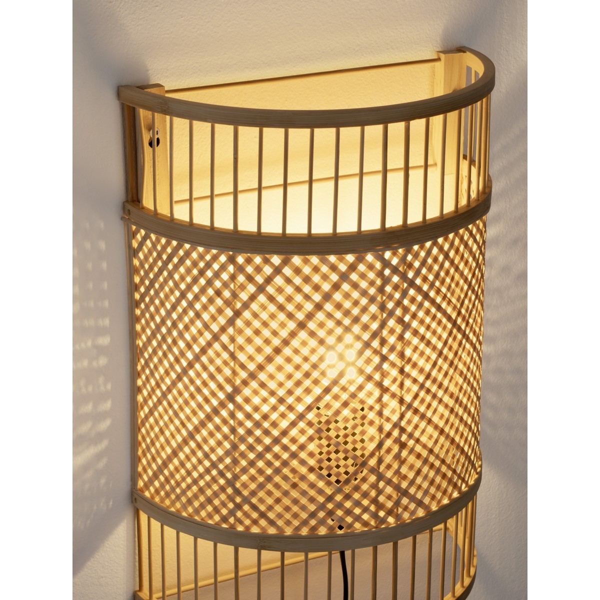 Jedyny w swoim rodzaju kinkiet Luces Exclusivas CANDEZA LE45371