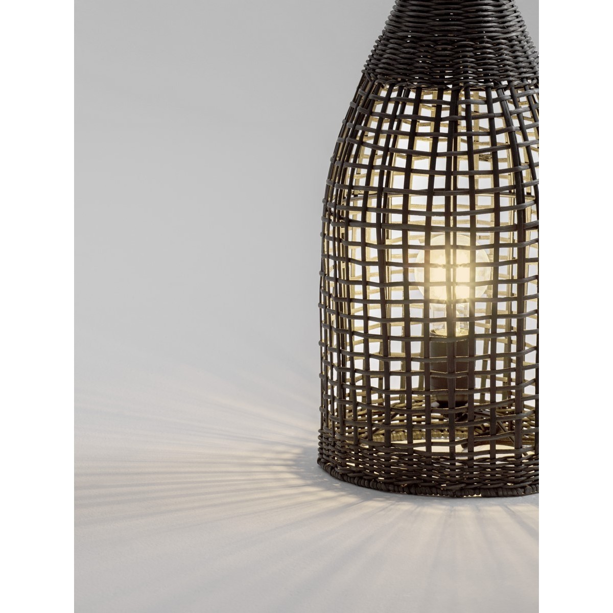 futurystyczna lampa stojąca Luces Exclusivas ALDENZO LE45388