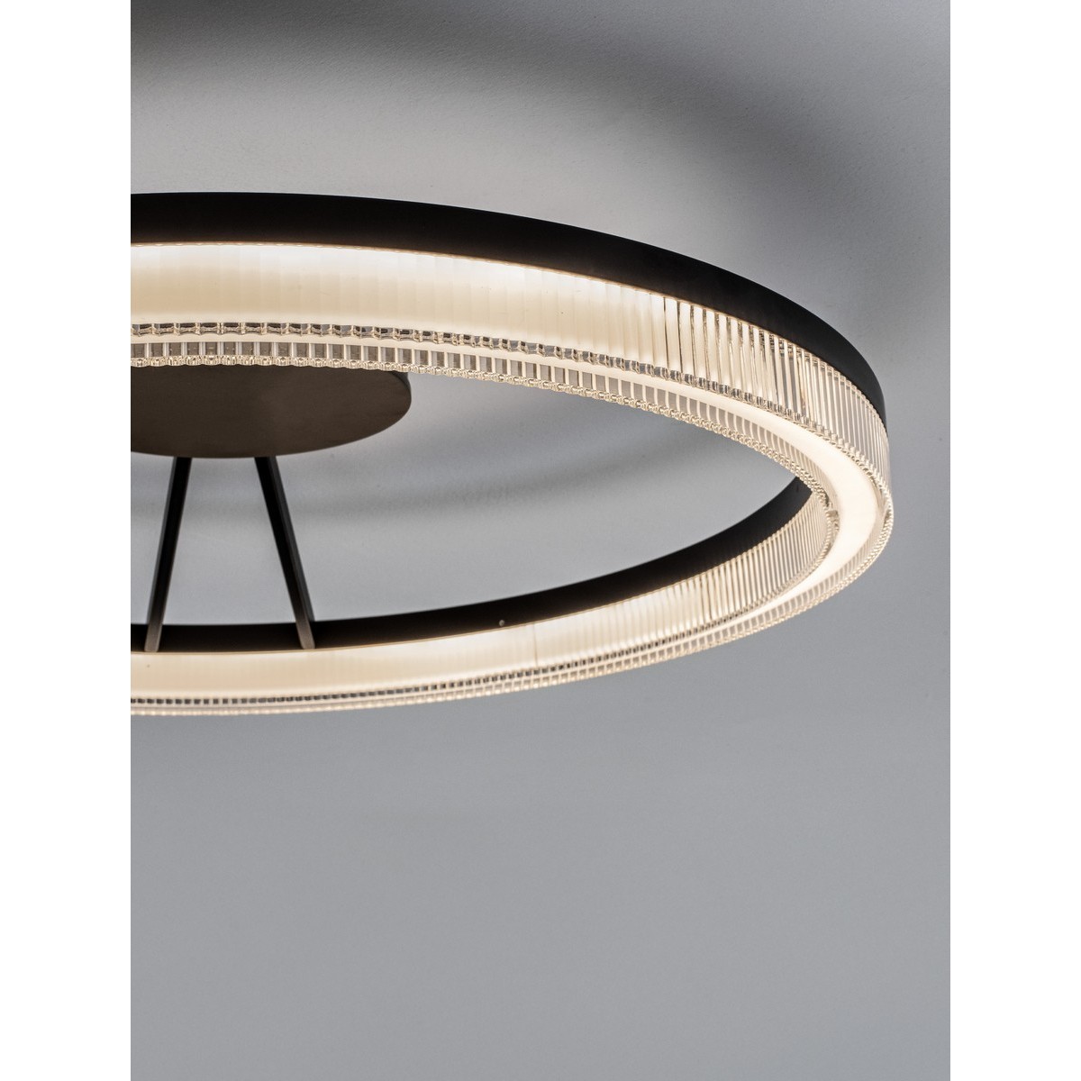 wykwintna lampa przysufitowa Luces Exclusivas ESTARIO LE45397