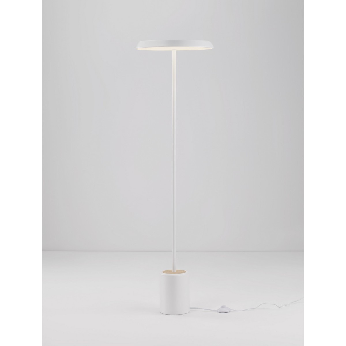 niezwykła lampa stojąca Luces Exclusivas FOVENTO LE45445