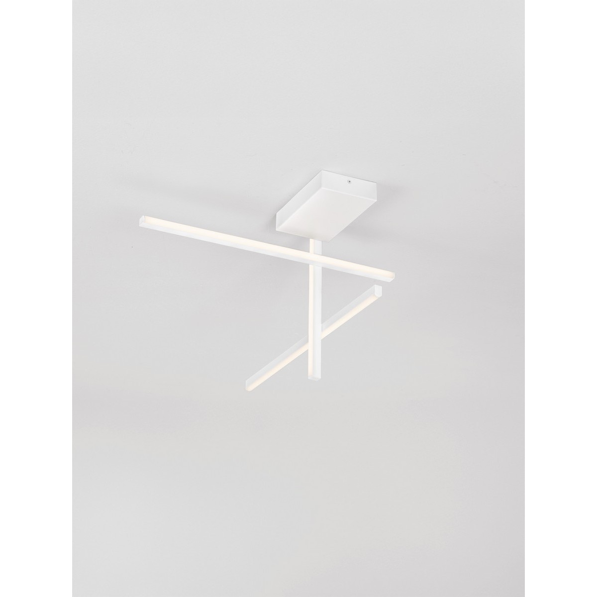 jedyna w swoim rodzaju lampa przysufitowa Luces Exclusivas ZAMERCA LE45483