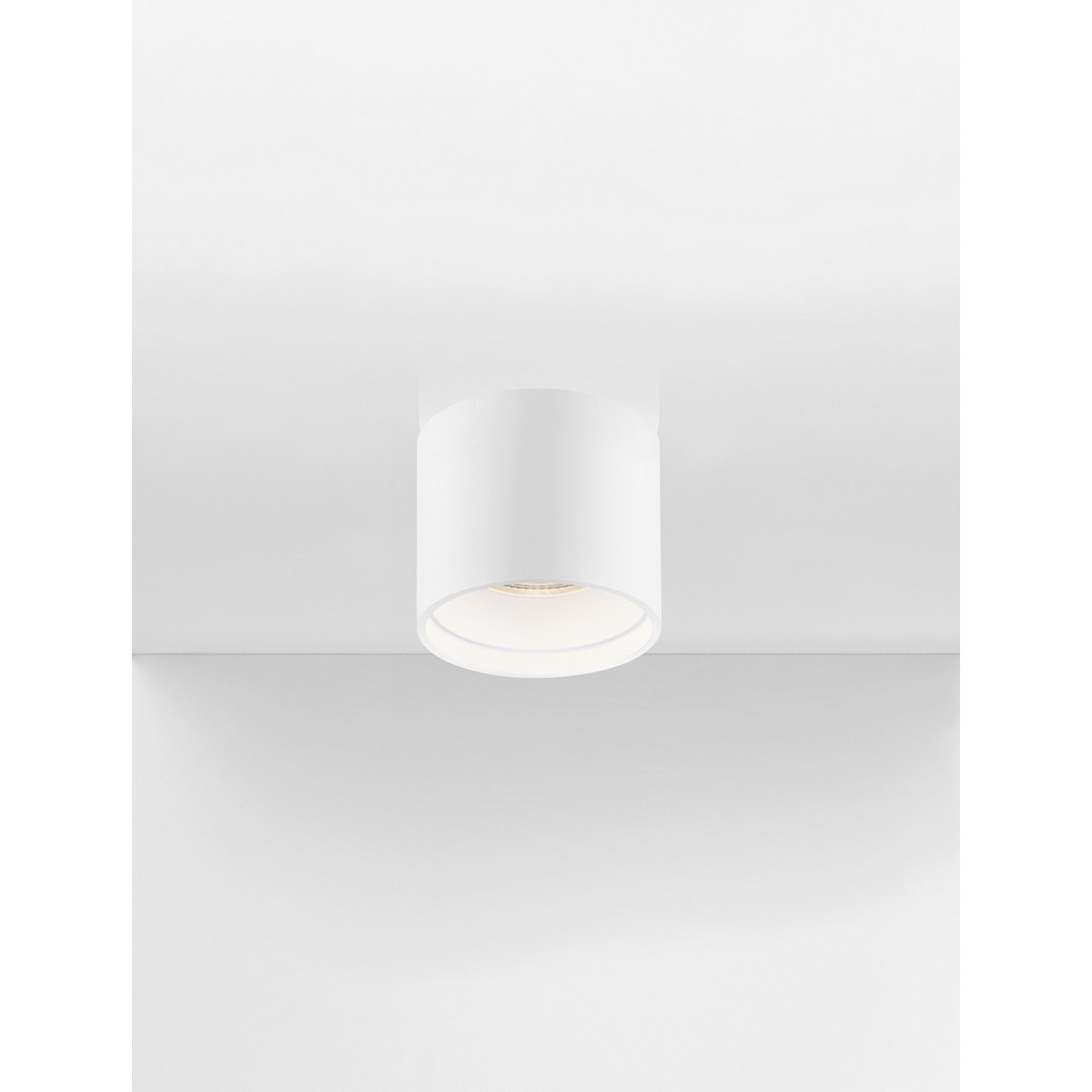 jedyna w swoim rodzaju lampa natynkowa - spot Luces Exclusivas CENVARO LE45516