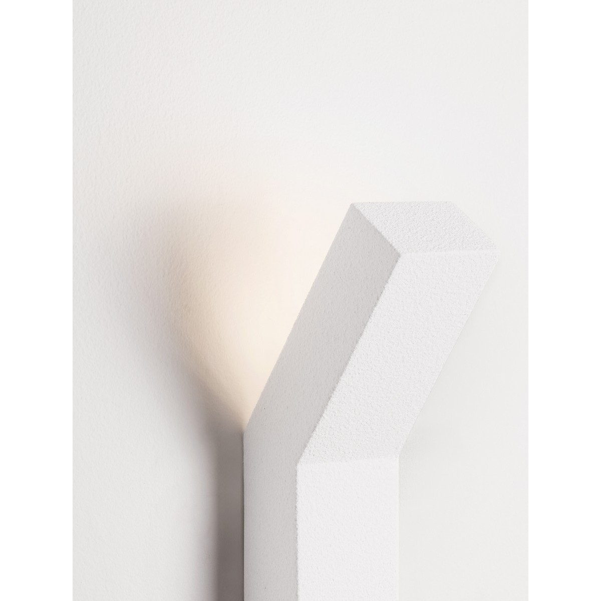 futurystyczny kinkiet Luces Exclusivas DORSELA LE45576