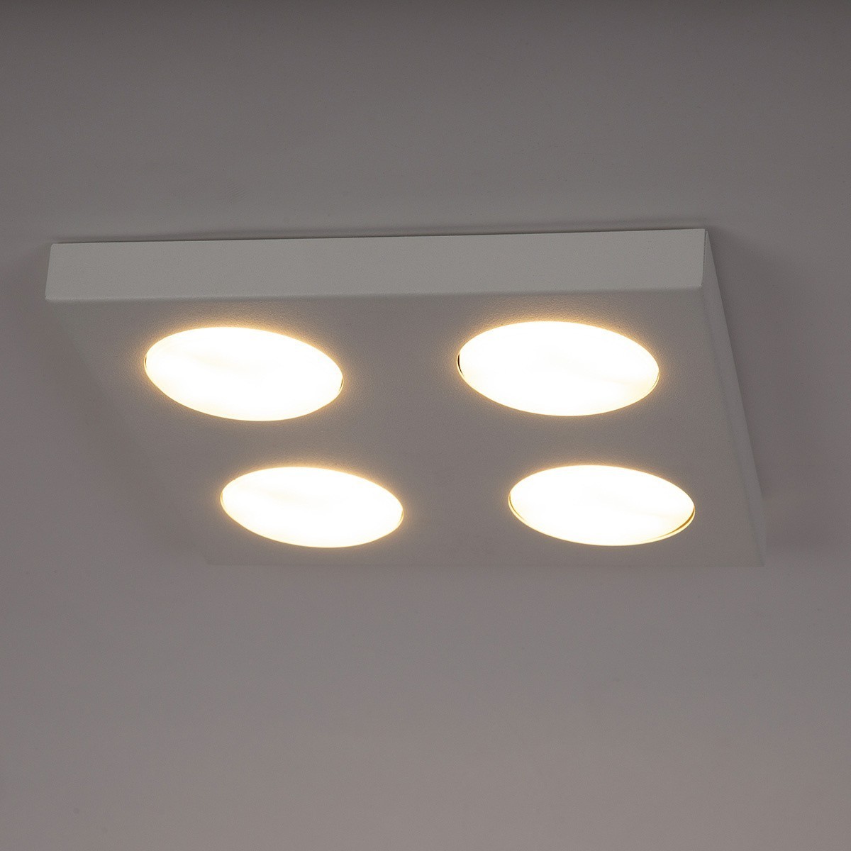 olśniewająca oprawa Sigma HERO plafon-spot 40999 kolor biały 4xGX5312w led