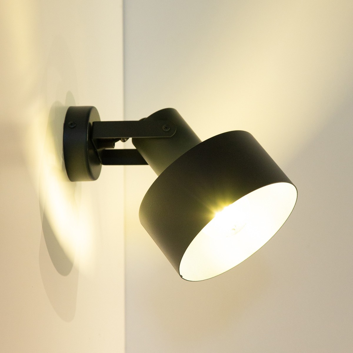 pełna wdzięku oprawa Sigma RIF kinkiet 41442 kolor grafit 1xE27 15W LED