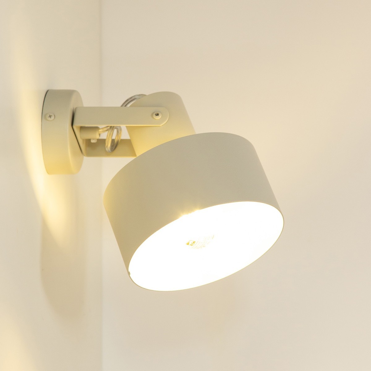 przyjemna dla oka oprawa Sigma RIF kinkiet 41440 kolor szary beż 1xE27 15W LED