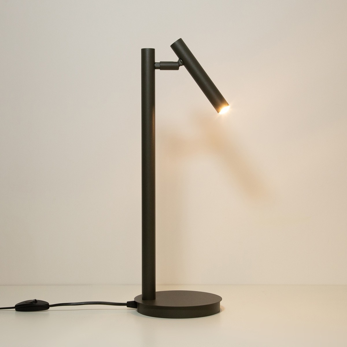 efektowna oprawa Sigma SOPEL lampka 41477 kolor ciemna oliwka 1XG9 3W LED