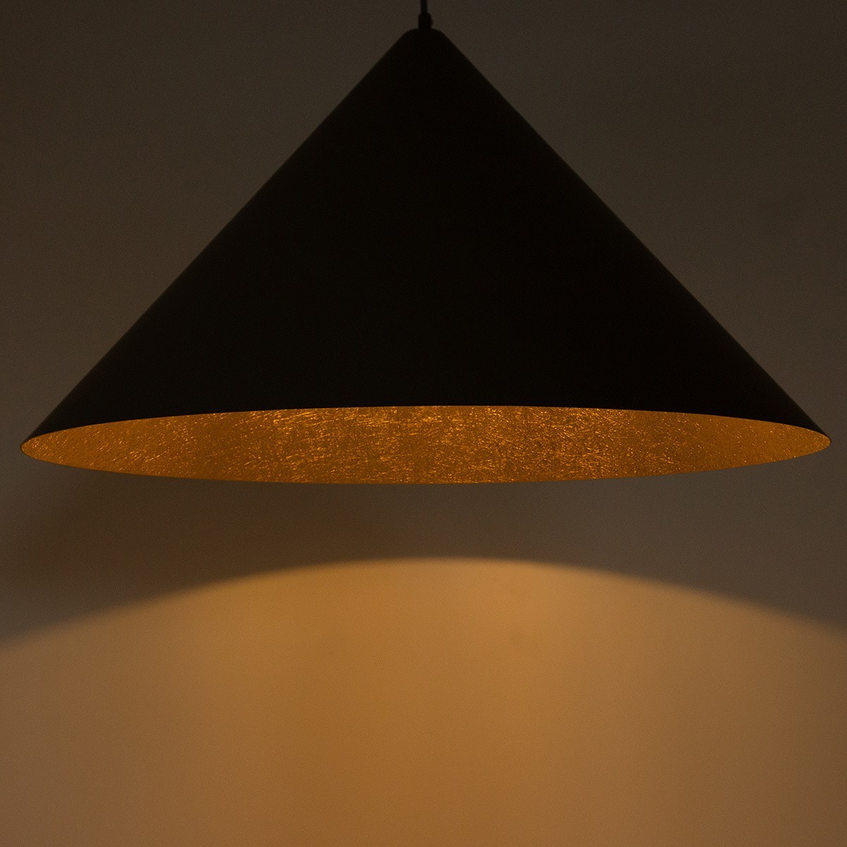 estetyczna oprawa Sigma VESUVIO lampa wisząca 41038 kolor czarny-złoty 3 x E27 15W Led